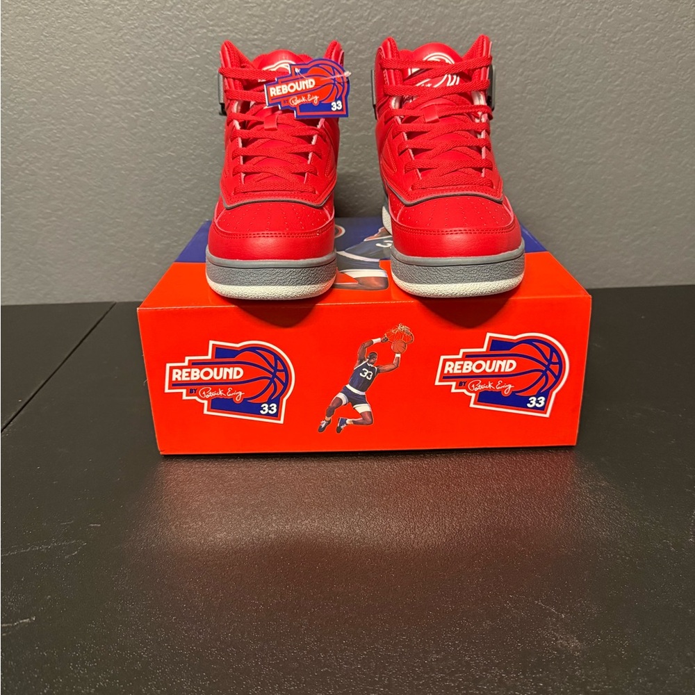 Patrick Ewing Orion Strap (1RBE003-604) – Red/Grey/White (Men’s Size 8.5)